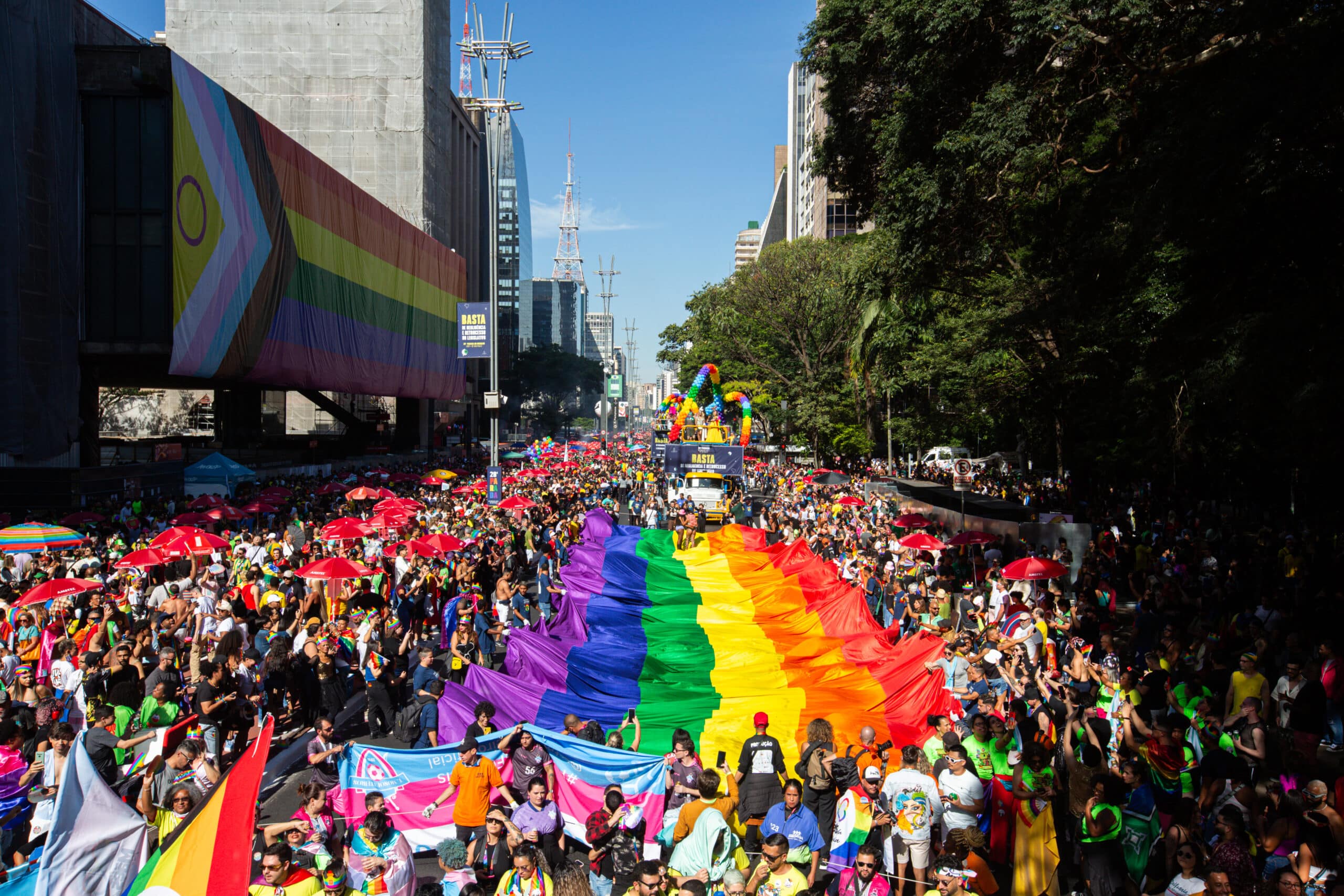 Sao-Paulo-Brasil-DNA-Parada-LGBT.jpg